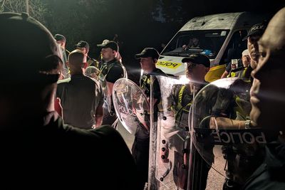 Police ‘absolutely ready’ to use powers to ban masks at anti-migration protests