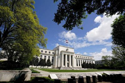 US 10-year yield flirts with 5% as higher oil, rate hike worries swirl