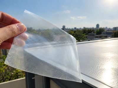 Cambridge researchers made cellulose acetate films that absorbed less than 5% of sunlight; coated surfaces stayed about 5°C below the surrounding air without power