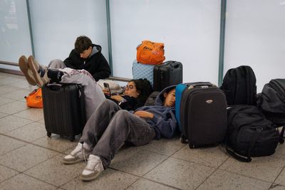 Campbeds, snacks and baby food: Should airports have contingency plans for disruption?