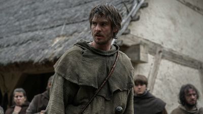 Andrew Garfield's Thrilling Medieval Revenge Epic Is Best When It Sticks To Its Premise