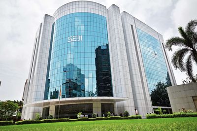 Sebi proposes extending cybersecurity rules to subsidiaries of MIIs