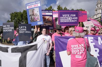 MPs reject attempt to legalise assisted dying in England and Wales