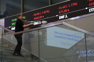 Stocks climb but US data boosts predictions of Fed interest rate hike