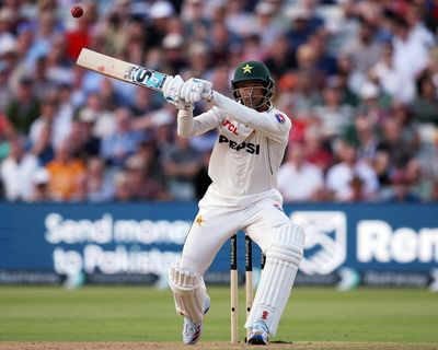 ‘A perfect storm’: Trescothick refuses to blame England bowlers after Razaullah’s onslaught