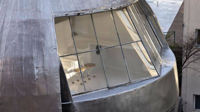 Brazilian architect built a UFO-shaped house in 1974 and still lives there