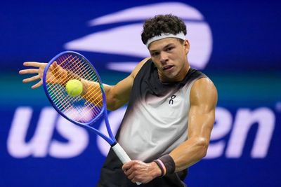 Shelton tips Tiafoe at US Open to move one win from ending 23-year drought