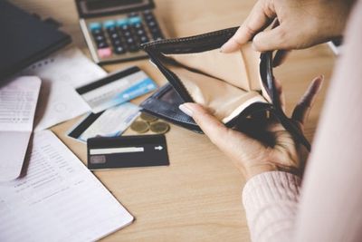 You Make $100,000 a Year but Still Feel Broke — Here’s Where the Money Can Disappear