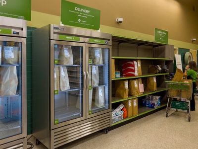 How Neighborhood Fulfillment Centers Are Killing Traditional Supermarkets