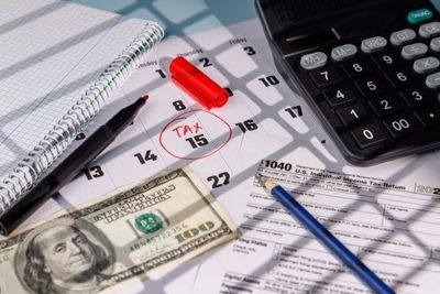 September 15 Is a Major Tax Deadline – Who Actually Needs to Pay the IRS?