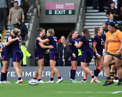 England survive sluggish start to overwhelm Australia in second half