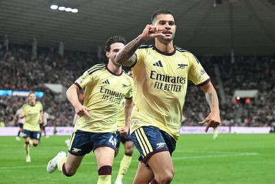 Sunderland 0-2 Arsenal: Bruno Guimaraes scores stunner in tense affair as Gunners go four from four
