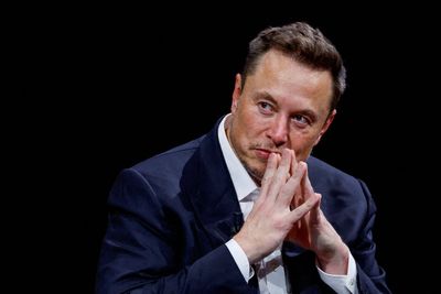 Elon Musk among major tech figures calling for ‘slow down’ of AI development