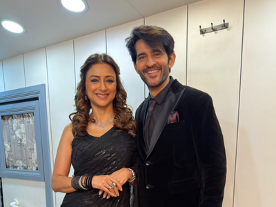 Kyunki Saas Bhi Kabhi Bahu Thi actor Hiten Tejwani’s Mumbai home features rich maximalist aesthetic, with vibrant furniture, vintage-inspired accents, colourful artwork, decorative plates, indoor plants and personal keepsakes