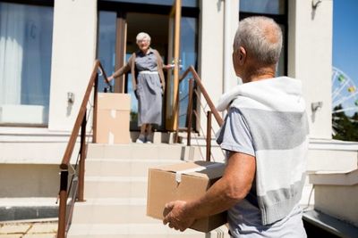 What Happens to Medicare When a Retiree Moves to Another State?
