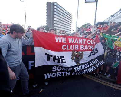 Manchester United 0-1 Manchester City: Premier League – as it happened