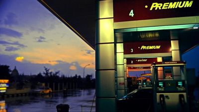 Florida woman allegedly set a stranger on fire at a gas station after approaching her with a bizarre request