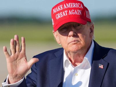 Trump says 'very negative forces' raising exaggerated concerns over AI