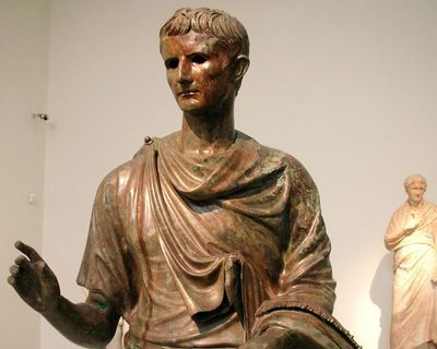 The American emperor’s new clothes?