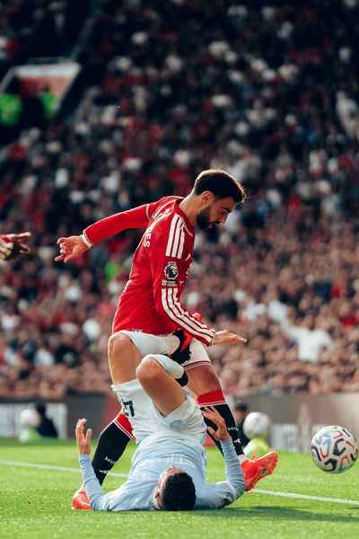 Enzo Maresca issues Bruno Fernandes red card verdict after Manchester derby