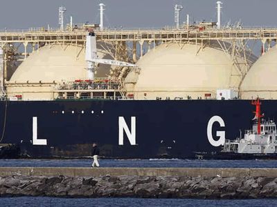 India, Asian peers pile up $7.4 billion spot-gas bill, turning wary of LNG