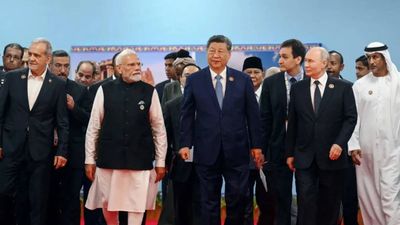 India builds Brics without breaking up with US