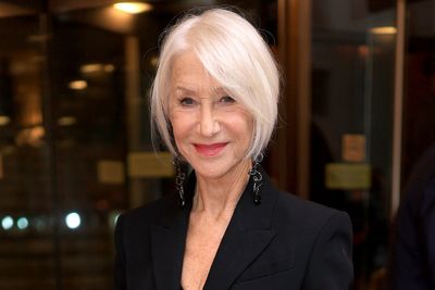 Helen Mirren says she avoids doctors and turns to AI instead