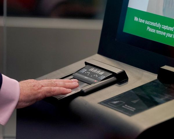 Nine EU countries further delay EES border checks
