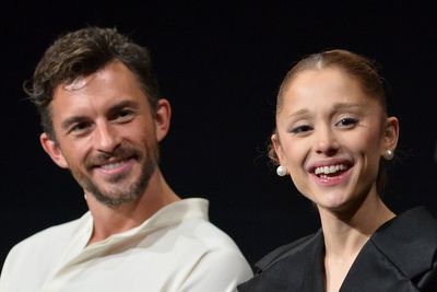 London musical called off following Ariana Grande and Jonathan Bailey pullouts