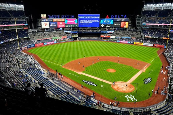 New York Yankees say Legionella bacteria found in stadium cooling tower not linked to outbreak
