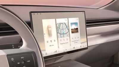 Range Rover Promises To Shrink Screens As Drivers Get Tired Of Too Much Tech