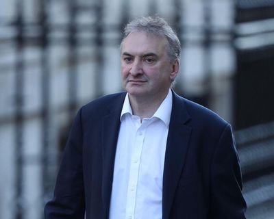Top civil servant sacked by Starmer received record £860,000 payout