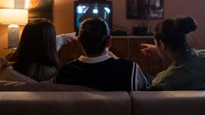 ‘Nobody wants to invite her to the show’: The internet is divided after a friend group tells one of the girls the reason she’s not invited out anymore
