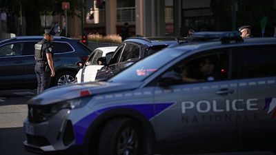 Carcassonne: Police officer under investigation after video shows man violently thrown to ground