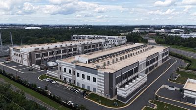 Report from 800 Former EPA Staff Links AI Data Center Power Demand to Asthma and Early Deaths