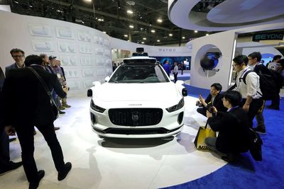Waymo, Japanese partners target driverless taxi service in Tokyo in 2027