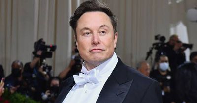 Hollywood 'vạch trần' các ông trùm công nghệ