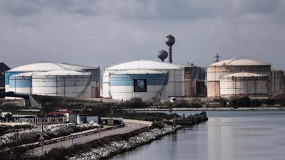 Prix du carburant : des pêcheurs mécontents ont bloqué un dépôt pétrolier à Fos-sur-Mer