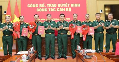 Quân khu 5 công bố các quyết định nhân sự tại Bộ Chỉ huy quân sự Gia Lai, Quảng Ngãi và Đà Nẵng
