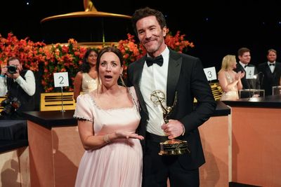 Tom Pelphrey’s heartfelt Emmys speech leaves fiancée Kaley Cuoco in tears