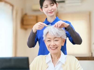 A 75-year-old Chinese woman spends Rs 4.3 crore of her life savings on beauty treatments, including a Rs 5.7 lakh lip tattoo; forced to sell jewellery to pay rent