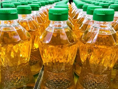 India's August soyoil, palm oil imports rise on stocking