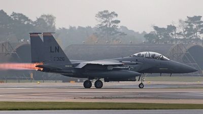 USAF officer claims he ejected from jet over Iran, hit ground at 70-100mph, climbed 7000ft ridge with broken back, waited for rescue for 2 days