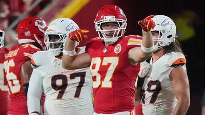 Travis Kelce Got Away With Sneaky Move That Helped Patrick Mahomes Score TD vs. Broncos