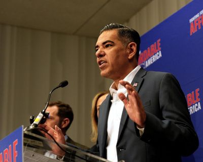 Top Democrat on House oversight panel investigating Trump Jr wedding party bankrolled by Russian oligarch