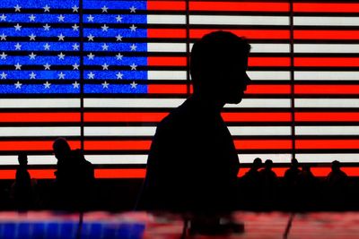 US household income top pre-pandemic levels for the 1st time as Americans struggle with inflation