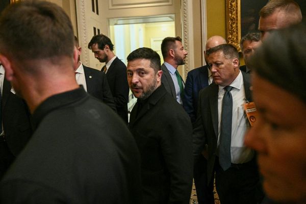 US lawmakers spar over bill giving Trump more power to sanction Russia