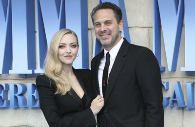 Amanda Seyfried and Thomas Sadoski confirm split