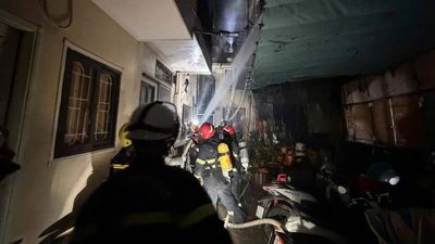 Hanoi house fire: Five killed after blaze breaks out in four-storey building