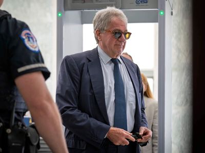 House panel votes unanimously to hold billionaire Leon Black in contempt over Epstein probe